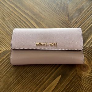 Michael Kors Tri-fold Wallet